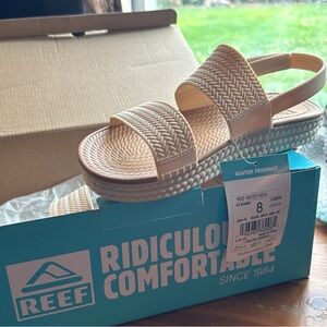 Women’s Reef waterproof sandals.  Brand new. Cream color Size 8